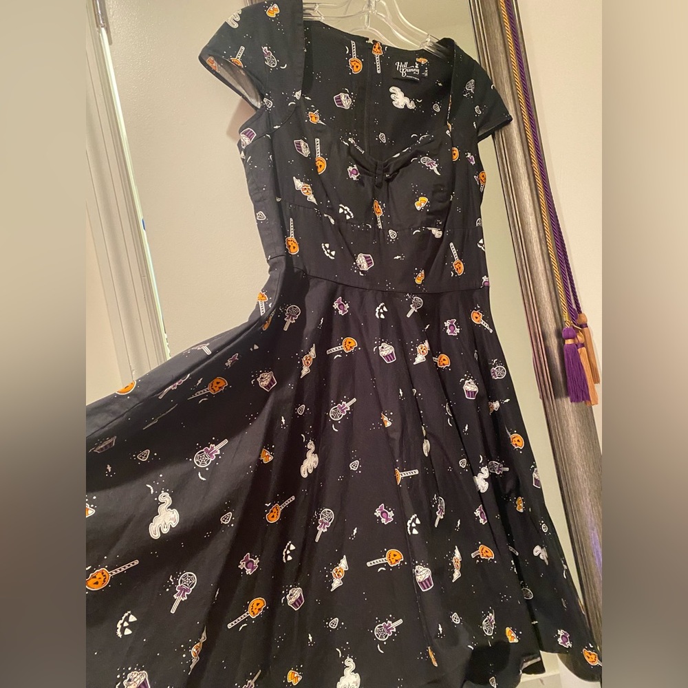 Hell Bunny Halloween dress - excellent condition. Size L